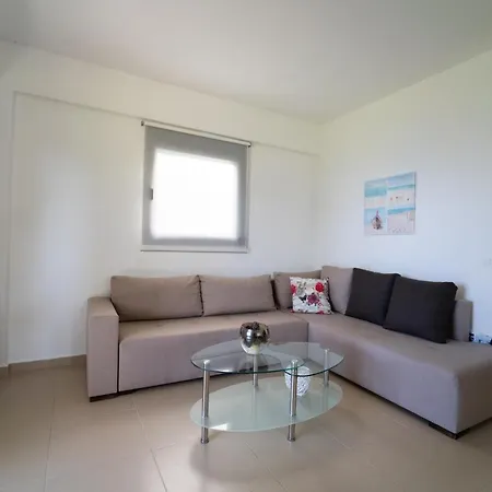 Aetofolia فوركا